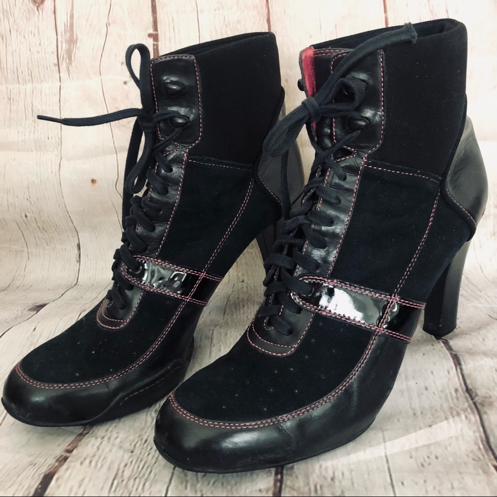 G SERIES COLE HAAN Y2K BLACK & PINK HEELED LACE UP BOOTIES SIZE 8 NIKE AIR